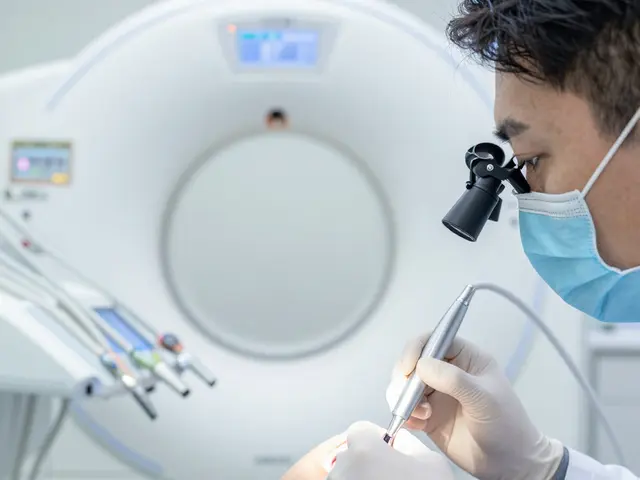 Jak probíhá endodoncie? Kompletní průvodce ošetřením zubního kořene